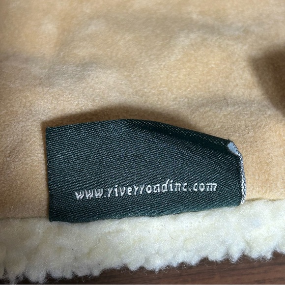 Set of 2 River Road large pillow covers faux suede and Sherpa double sided 25” - Picture 3 of 16